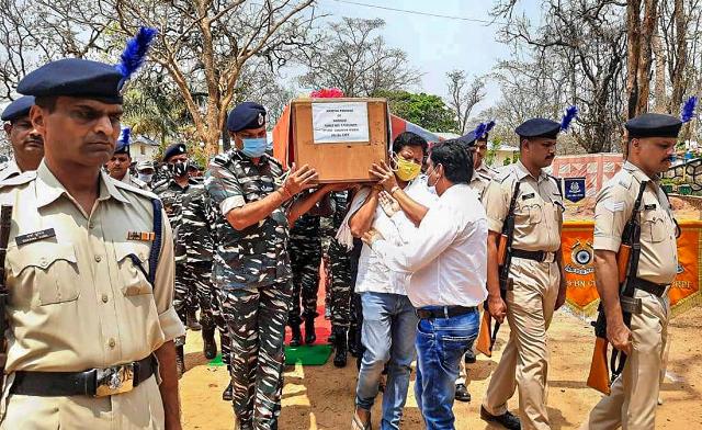 छत्तीसगढ़ में नक्सली हमला तीन जवान शहीद